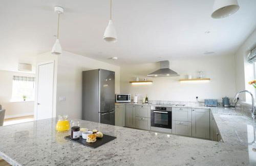 Luxury retreat with hot tub & wood burner - Mylor - Foto 16