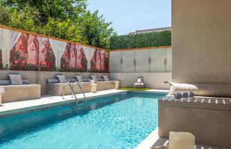 Aladdin Luxury Suites With Shared Pool - Foto 7