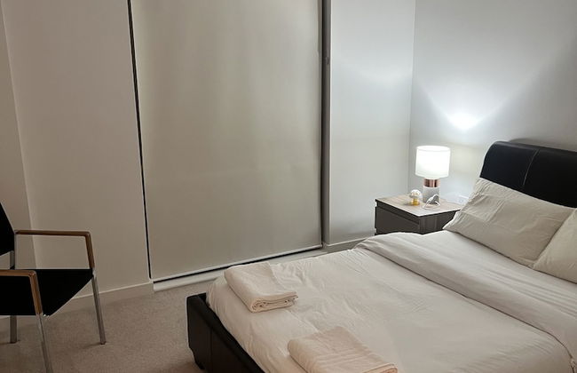 Impeccable 1bed Apartment in the Heart Ofgreenford - Foto 5