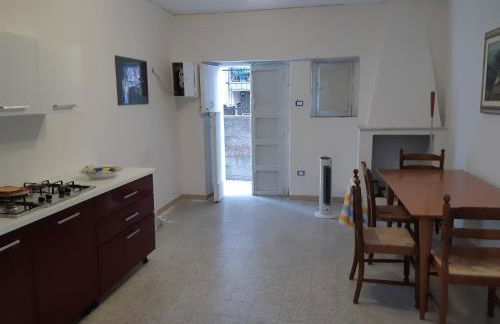 Salita Martucci - Photo 6