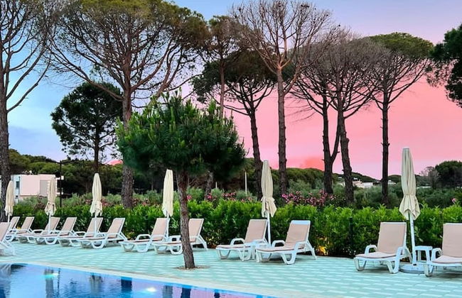 Spacious 1BR Apartment With Resort Access - Foto 18