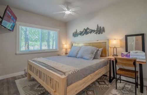 Dogs OK! Prime Home Base minutes to Downtown and Trails - Foto 6