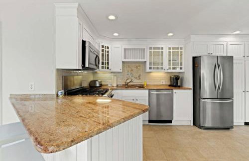 Breathtaking Cape Cod Beachhouse with Private Beach Access Near Sandwich, Massachusetts - Foto 18