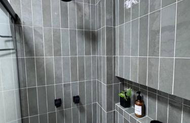 Apartamento ao lado do metrô e praia, 45m2, Tv 55" - Foto 14