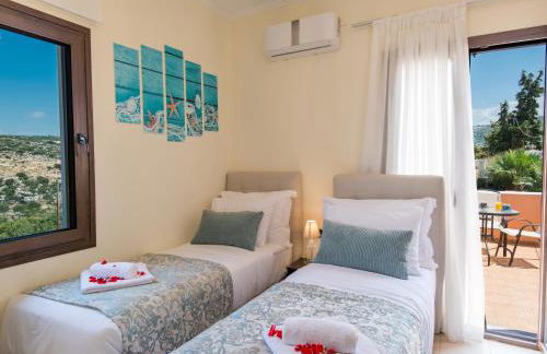 Elmyra Villa, Heated Pool & Walking to beach, By ThinkVilla - Foto 27