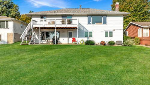 The Foxhole on East Lake Okoboji - Foto 3