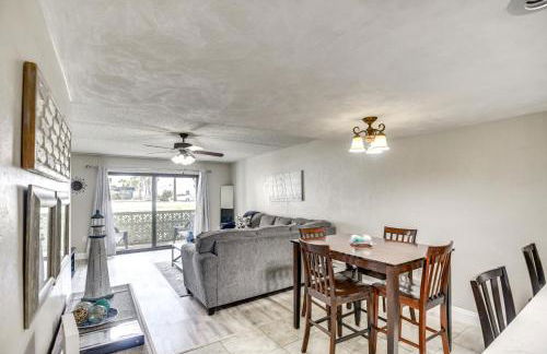 Daytona Condo with Community Pool, Walk to Beach! - Foto 7