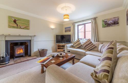 Saltmarshes - Photo 12