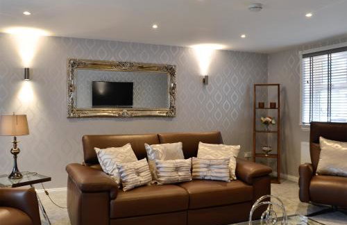 Apple Tree House - Photo 3