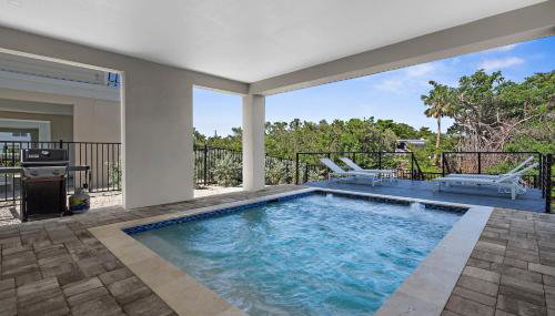 NEW! Manatee Dreams, Pool & Boat Slip, Min to AMI! - Foto 2