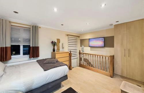 Quaint studio flat in Harrow - Photo 13