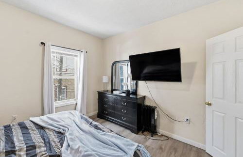 Cozy Adventure Filled Escape Free parking apts - Foto 3