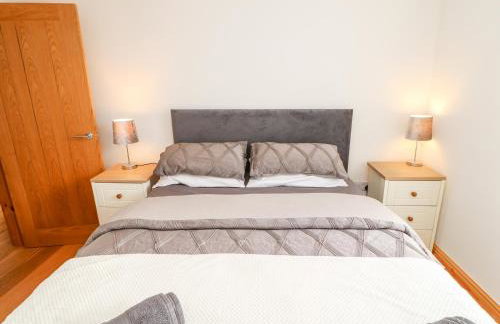 Flat Above 27 - Photo 15