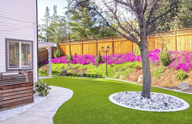 The Riesling Retreat by Avantstay Estate w/ Pool, Hottub, Putting Green & Pickle Ball Court! - Photo 4