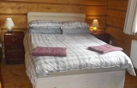 Hand built log cabin at Avonvale Holiday Lodges - Photo 26