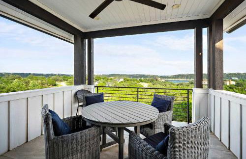 Scenic Lake Travis Farmhouse - Pickleball - BBQ - Foto 32