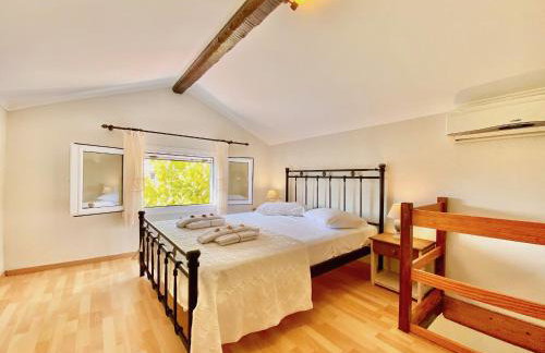 Asteraki Beach House by DadoVillas - Foto 37