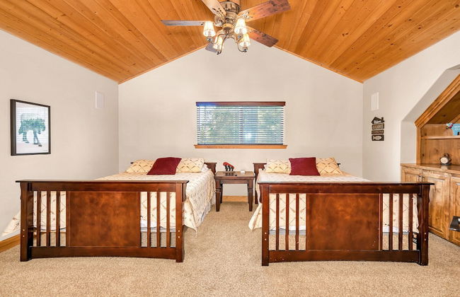 Timber Lodge - 5 Min to Shaver Lake! - Foto 4