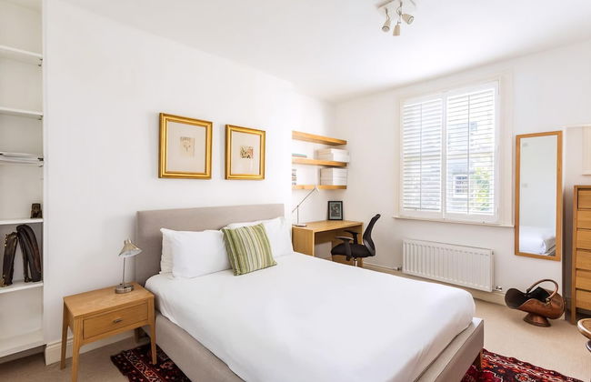 Spacious Apartment Near Portobello Road - Photo 7