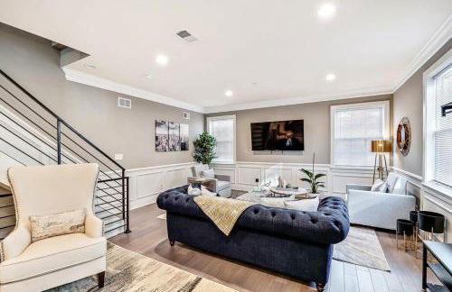 Exceptional Downtown Townhome with Roof Deck -4Bedroom & 3Baths - Foto 3