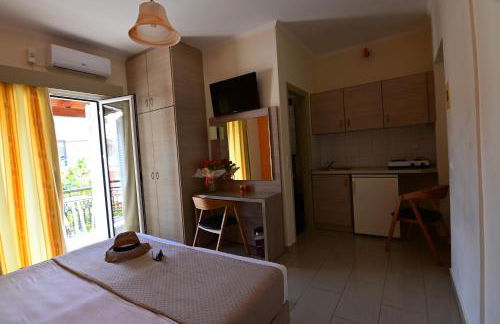 Nadia's Studios & Apartments in Argasi, Sea-View - Foto 4