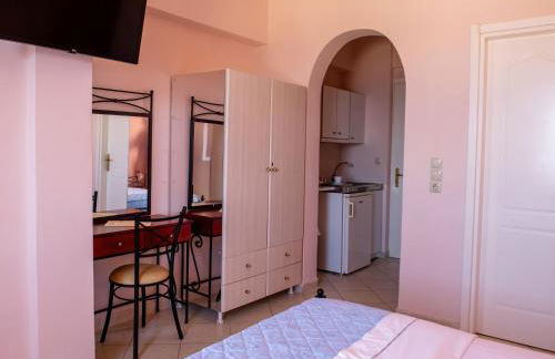 Dafnis Koufonisia - Foto 43