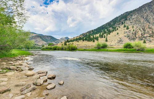 Cozy Melrose Cabin with Fire Pit Walk to River! - Foto 26