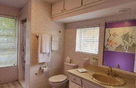 Spacious Beach House Unit,Beautifully Furnished 2 Bed 2Bath./2Min.Walk To Beach - Foto 4