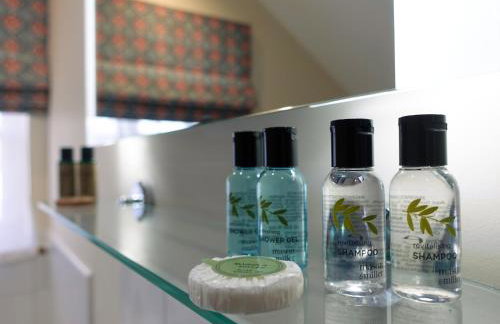 By the River - Foto 10