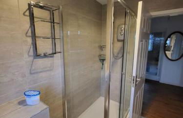 Lovely apartment with free parking & Wi-Fi - Foto 25