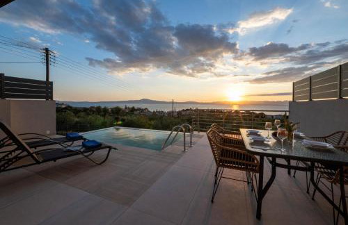 A V Luxury Apartments with Private Pools - Photo 1