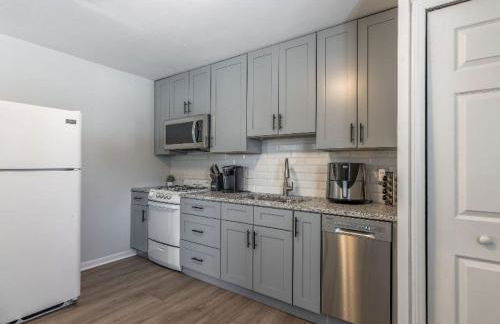 Renovated 2 BDR Garage KC Charm - Foto 13