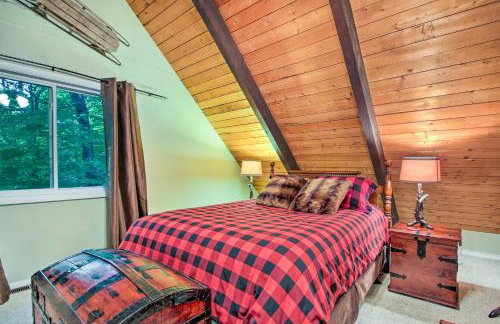 Conway Area Chalet with Mountain Views and Fire Pit! - Foto 17