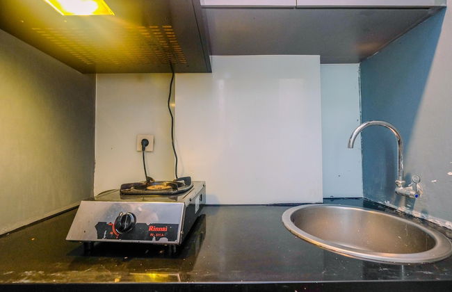 Modern Furnished @ 1BR Margonda Residence 1 Apartment - Photo 11