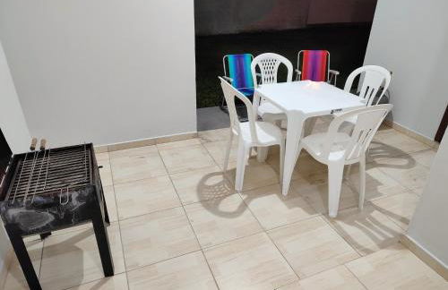 Apto jeito de casa entre mar e montanha AR - Foto 22