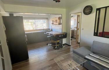 APPARTEMENT PROCHE DU CENTRE ET DE LA PLAGE - Foto 1