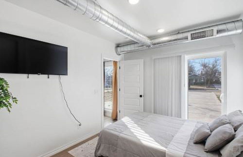 Modern 2BR Near Downtown OKC home - Foto 17