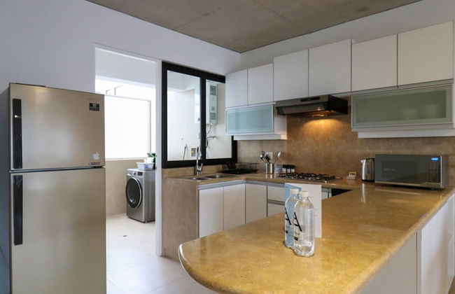 w Picturesque 2BR With Balcony in Miraflores - Photo 29