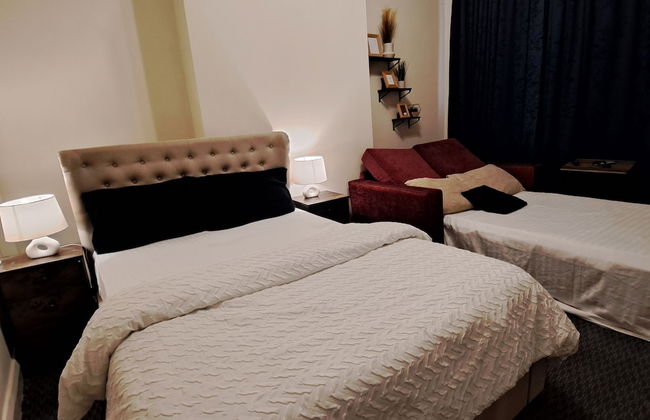 Family-friendly Studio Flat in Dagenham - Photo 1