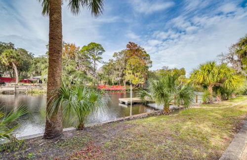 Riverfront Fishers Paradise in Florida with Dock! - Foto 21