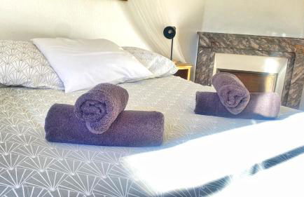 DOMFRONT-BNB : CHIC & CONFORT - Foto 16