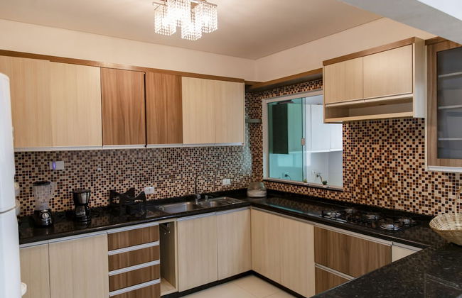 Mansão Luxo Foz do Iguaçu - Click - Photo 12