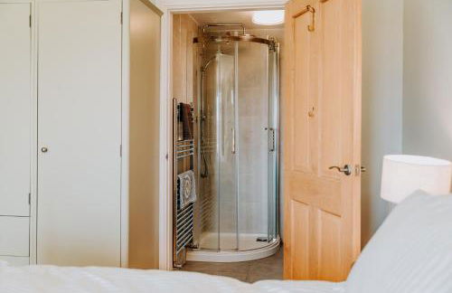 Ponderosa 5-Bed Coastal Retreat with Studio, Sauna & Sea Views - Foto 22