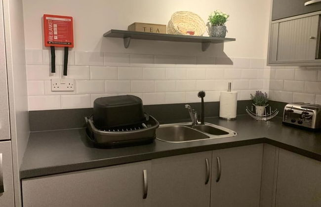 Absolute Stays At The Qube - Families Contractors, Free Wifi - Foto 6