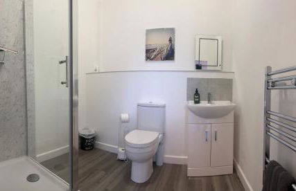 Modern Barn Conversion - Photo 25