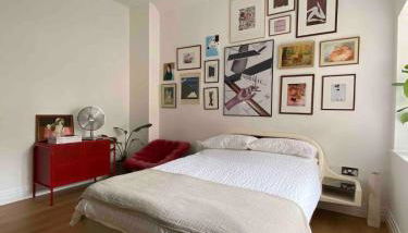 Entire Industrial Style Apartment With Free Parking & Wifi - Foto 5