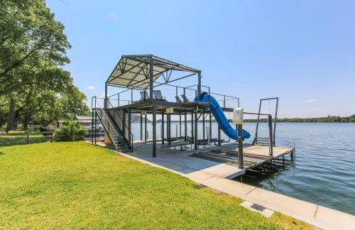 Luxury Lake LBJ House with Heated Swimming Pool and Spill Over Hot Tub and 2 Boat Slips - Foto 50