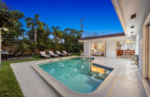 Charming Coral Ridge 2BR 2BA Near Beach plus Pool - Foto 46