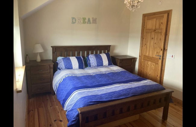 3-bed House Sleeps 6 With Patio - Photo 4