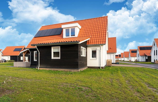 Zeeland Getaway Near Beach - Photo 33